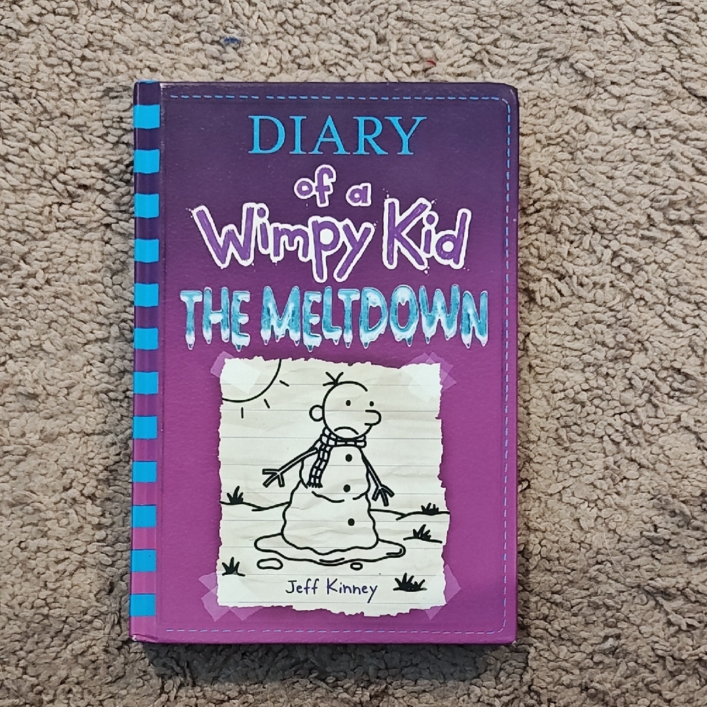 Scholastic - Purple and Blue - Diary of a Wimpy Kid Book